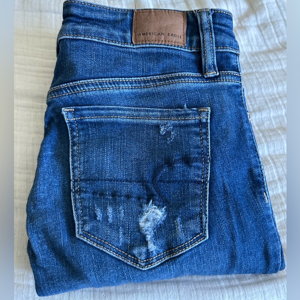 American Eagle Outfitters Women's Distressed Blue Skinny Jeans